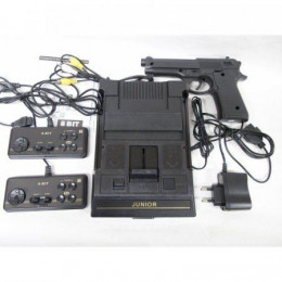 Игровая приставка 8 bit Junior 2 Classic + 440 встроенных игр + 2 геймпада + пистолет (Черная)